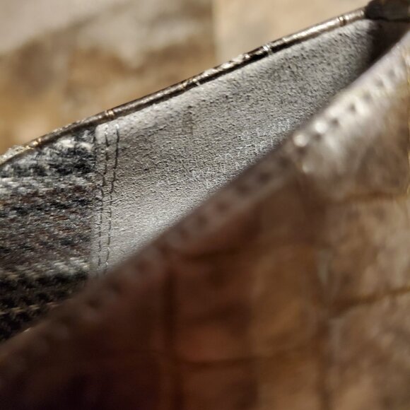 Anne Klein Fielding Embossed Pumps  Womens 8.5 Slip-On Retro Heel Gold - Picture 5 of 5